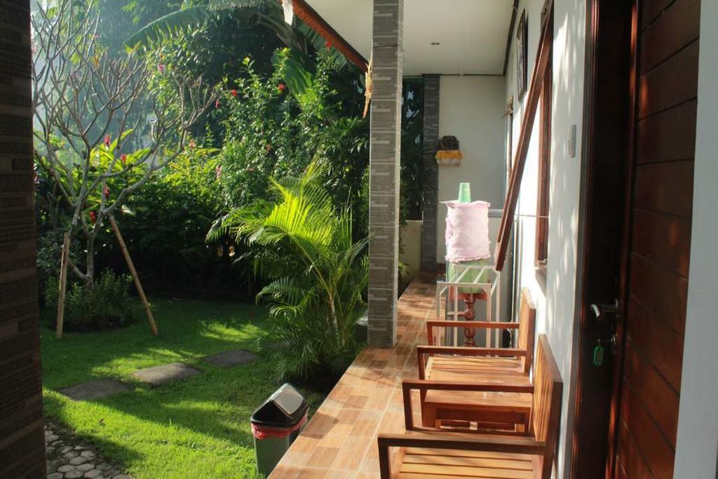 Twins Homestay Canggu Εξωτερικό φωτογραφία